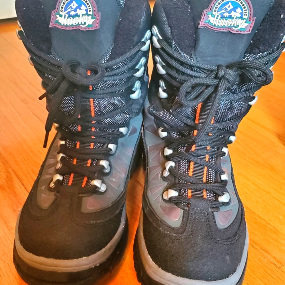 Nwot Rocky Original